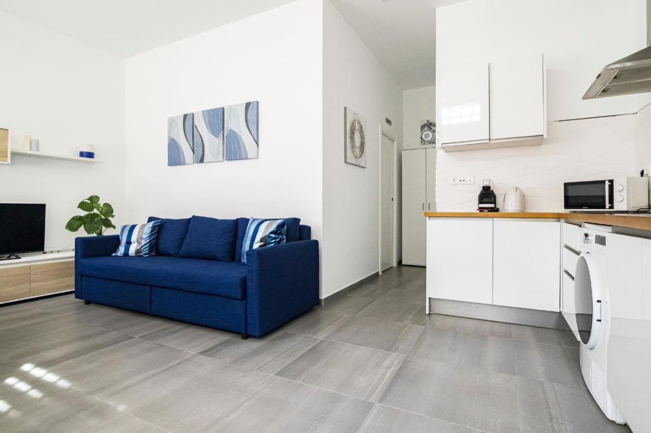 Mediterraneo Apartment Malaga Exterior photo