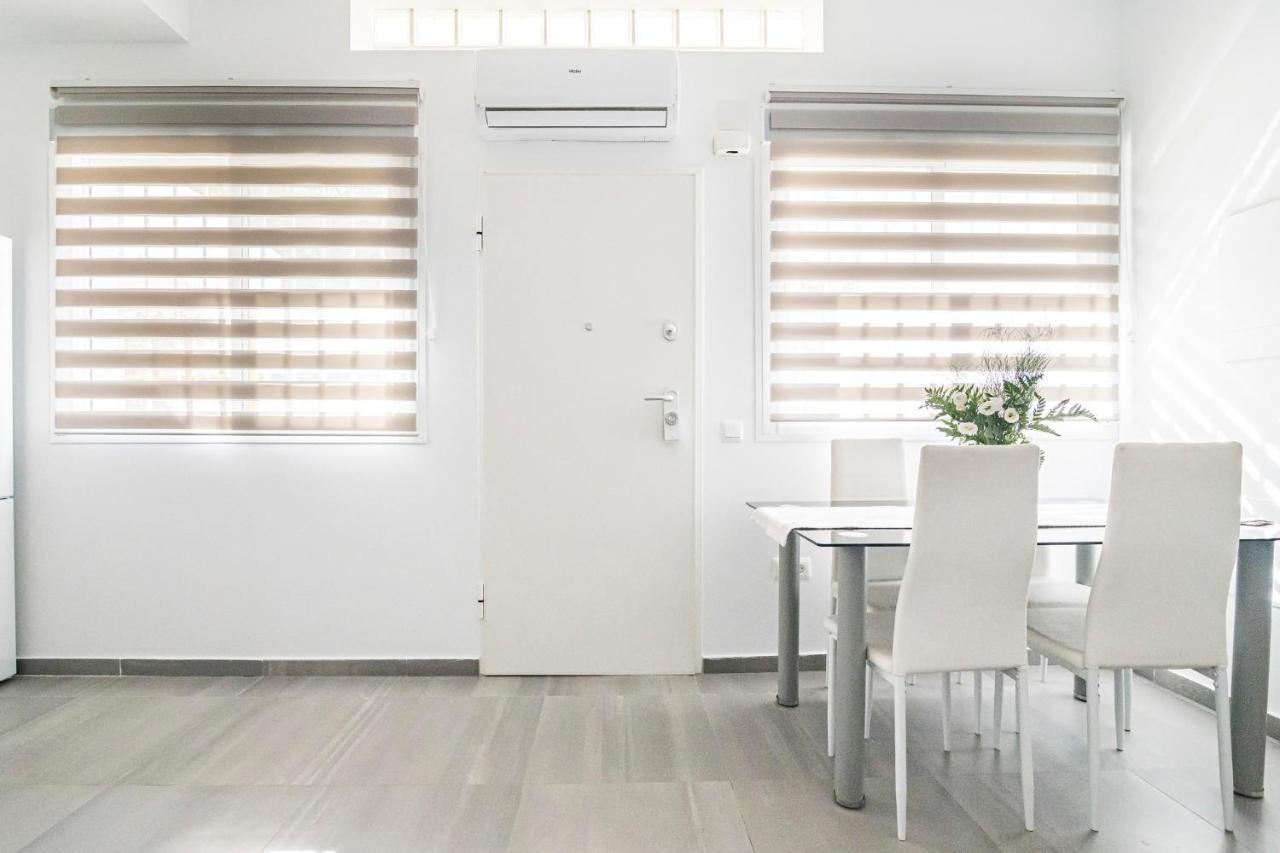 Mediterraneo Apartment Malaga Exterior photo